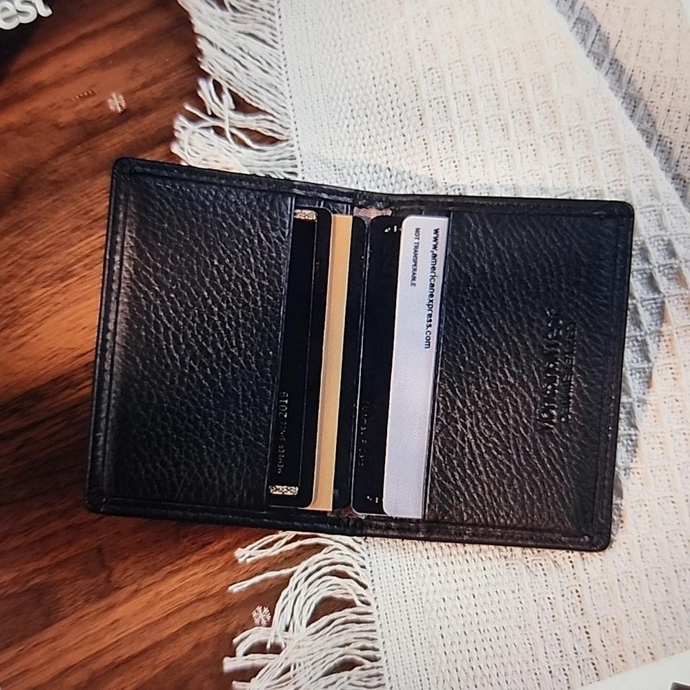 Leather Bi-fold Card Wallet. Montana west